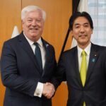 ジョージ・グラス駐日米国大使