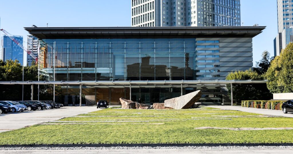 官邸筋の核保有発言