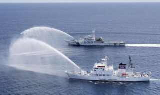 中国漁船拿捕受け明言　違法操業の外国漁船